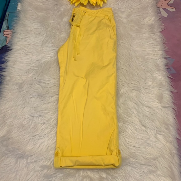 Jones New York Sport  yellow Capris - Picture 12 of 12